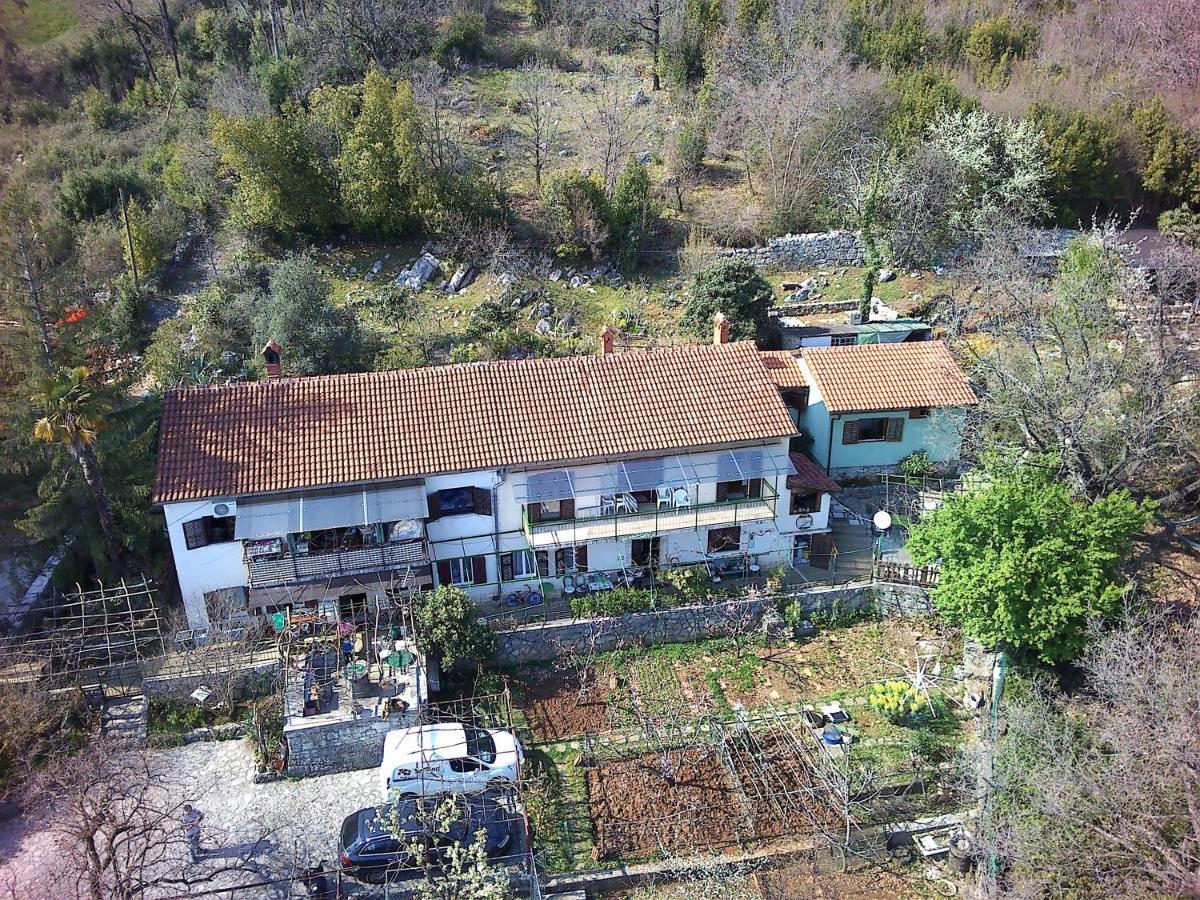 Apartments Zlatko Ičići Exteriör bild
